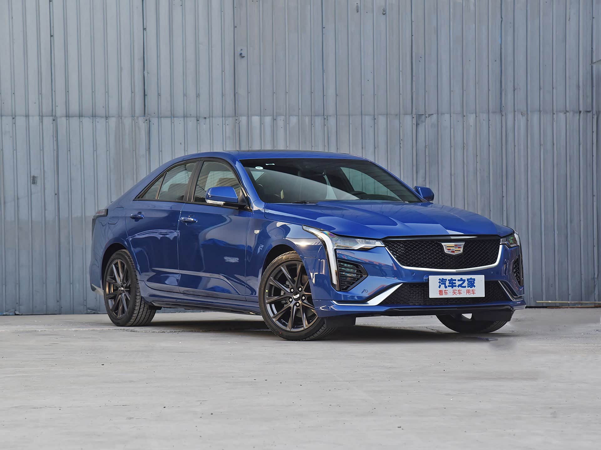 凯迪拉克CT4犀利的外观/引自汽车之家图库