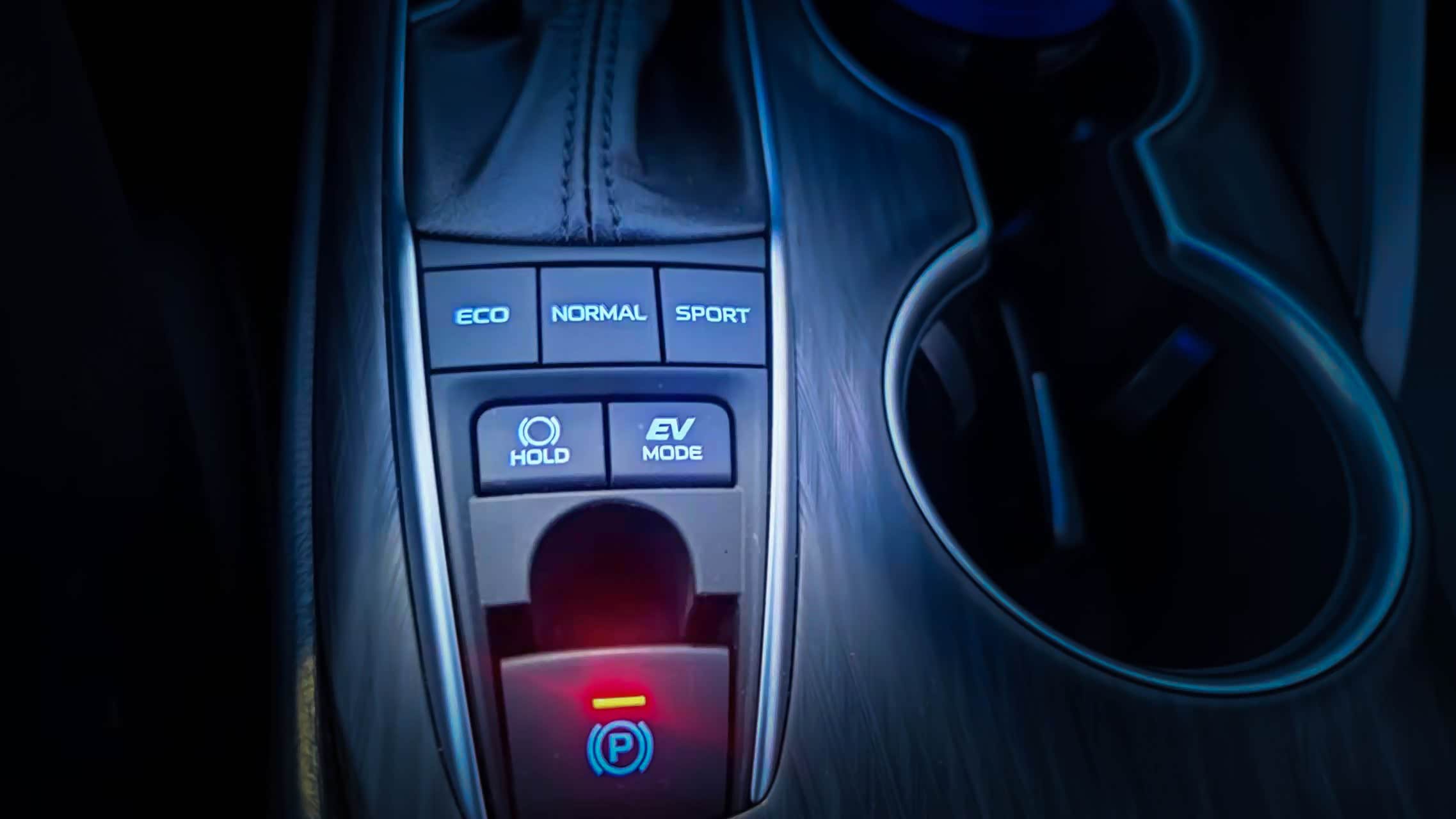 2021款凯美瑞2.5HG豪华版（混动）