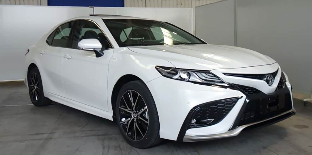 广汽丰田新款凯美瑞运动版