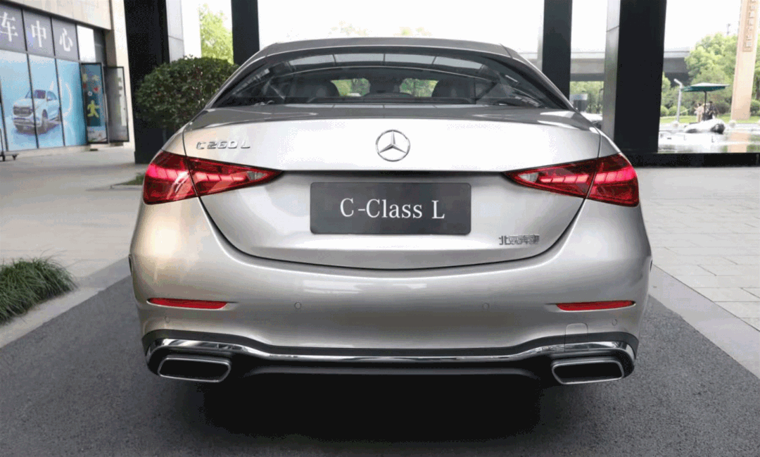 今日上市抢先看!全新梅赛德斯-奔驰长轴距c级车"c"位亮相