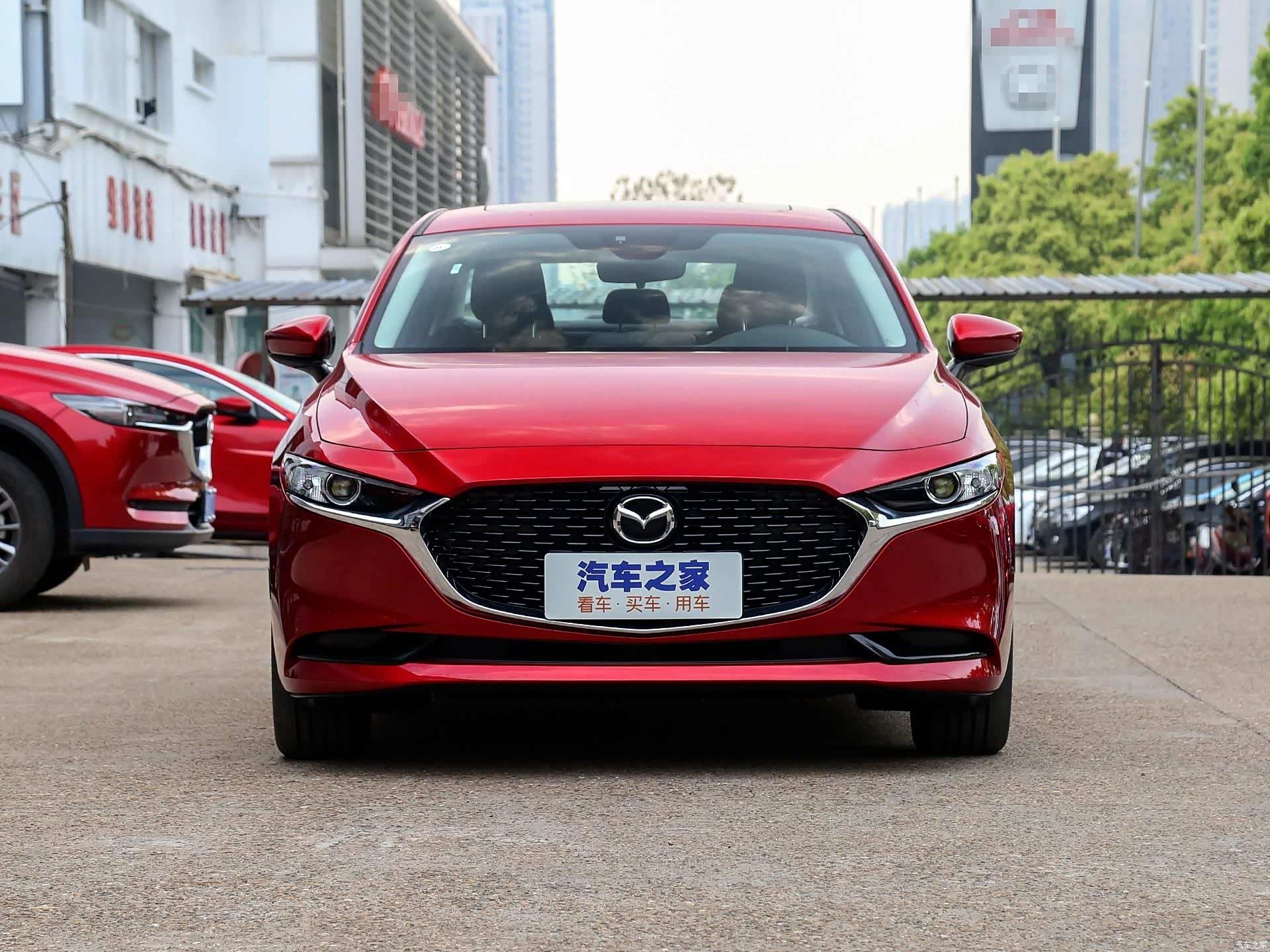 更加霸气的进气格栅