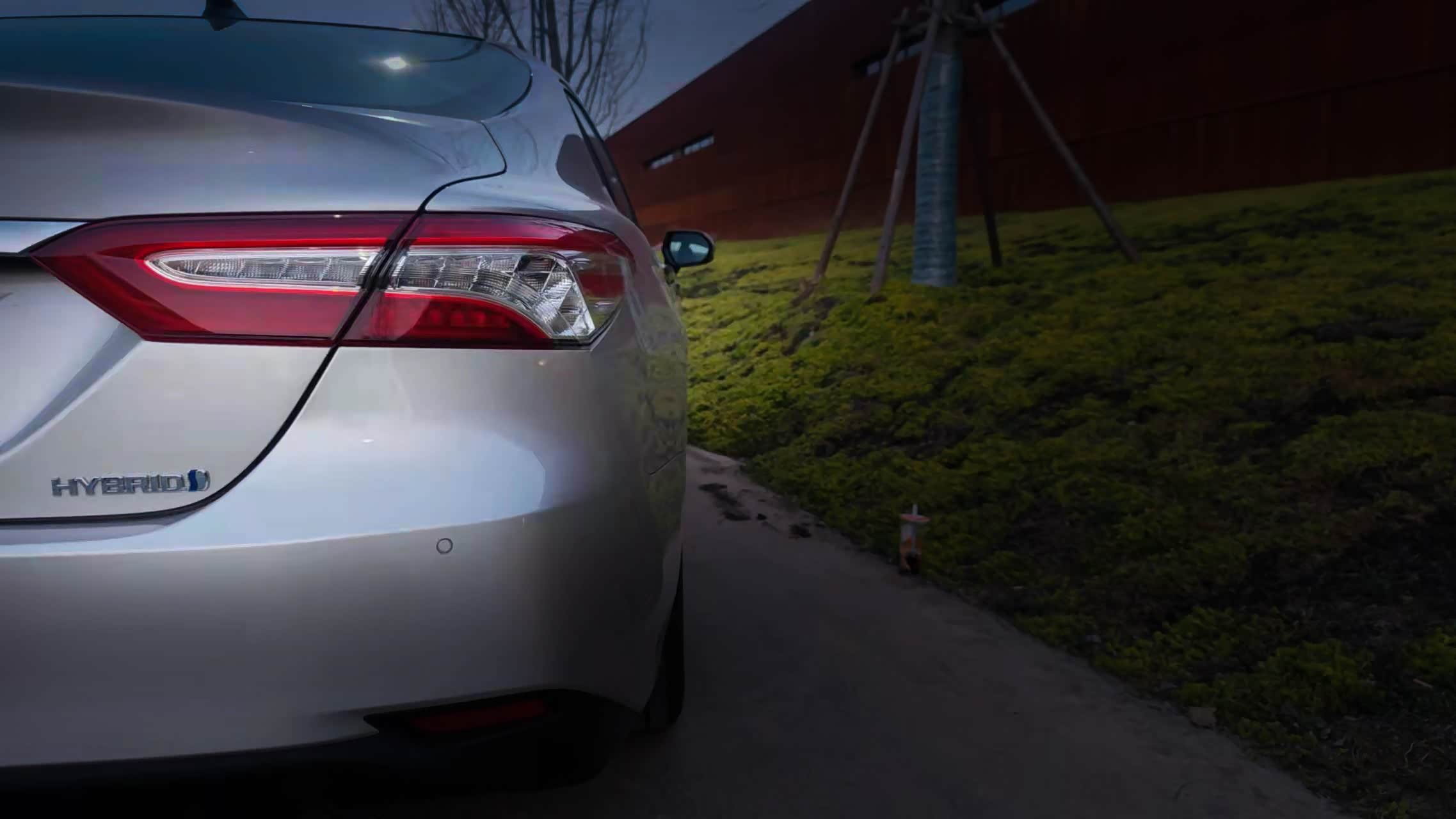 2021款凯美瑞2.5HG豪华版（混动）