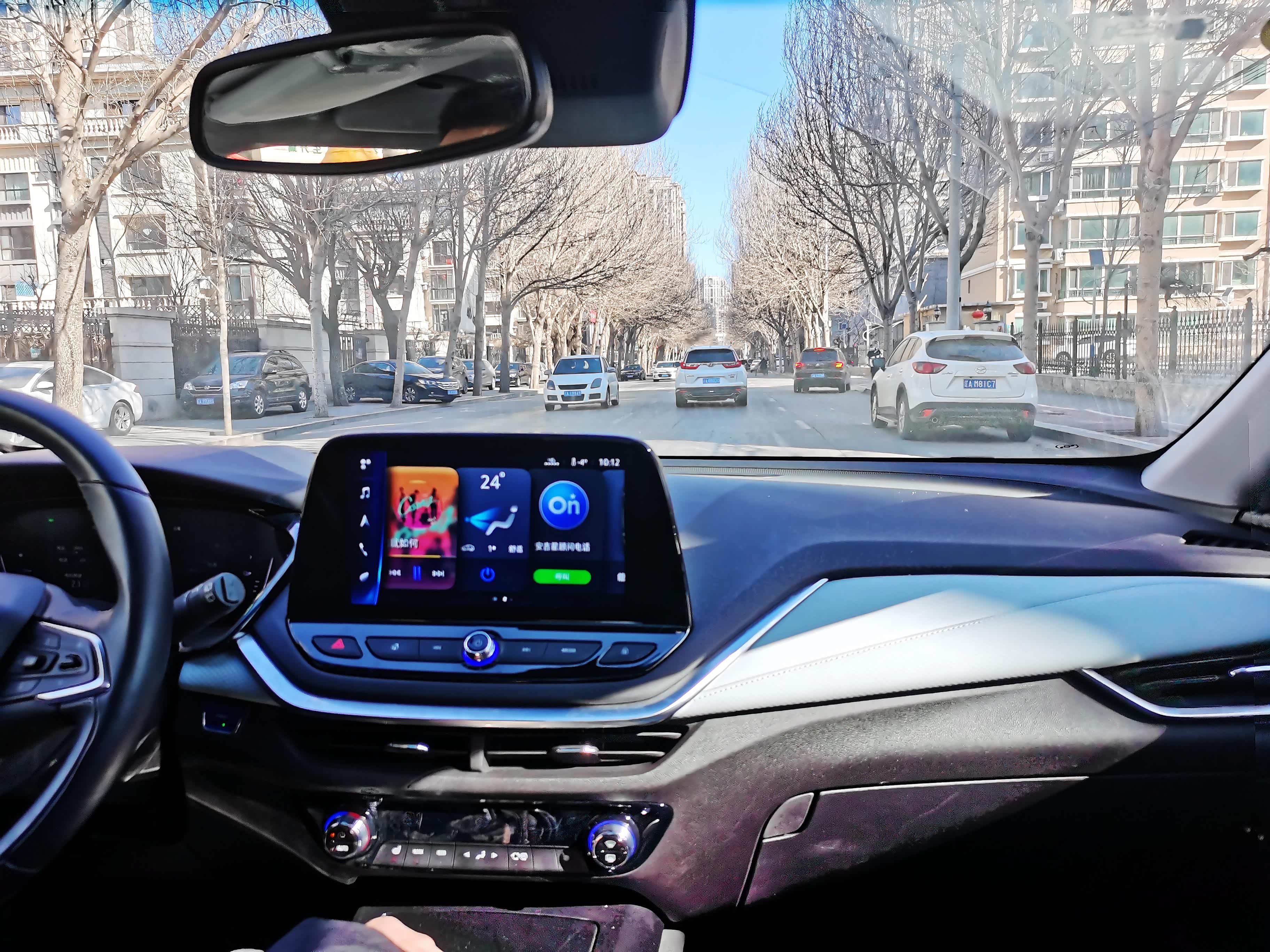 接下来就是上路实际体验了。先说优点吧：