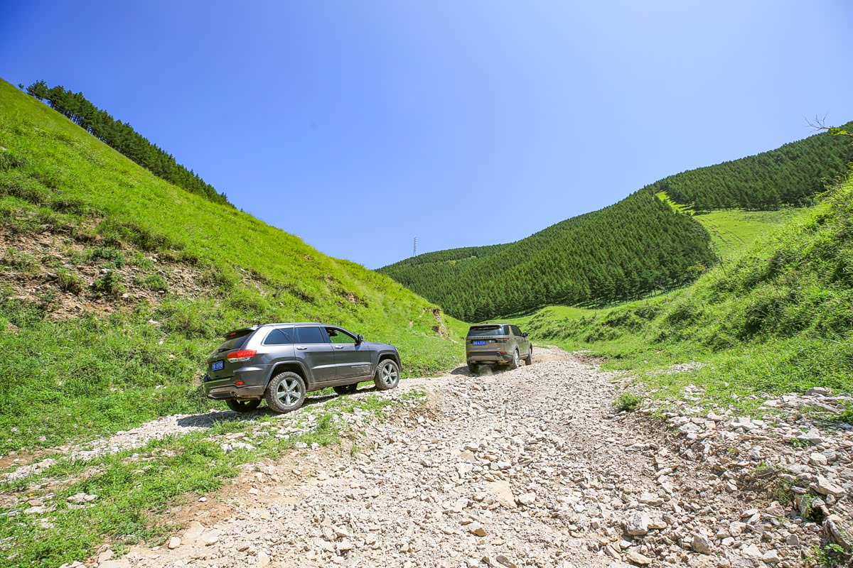 错综复杂的路况对轮胎是比较严峻的考验