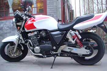 CB1000