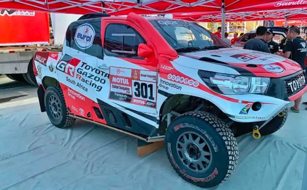 海拉克斯改装的达喀尔赛车