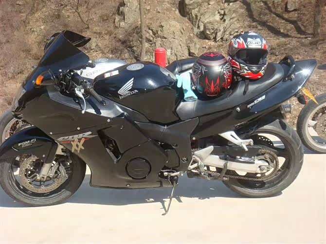 CBR1100X