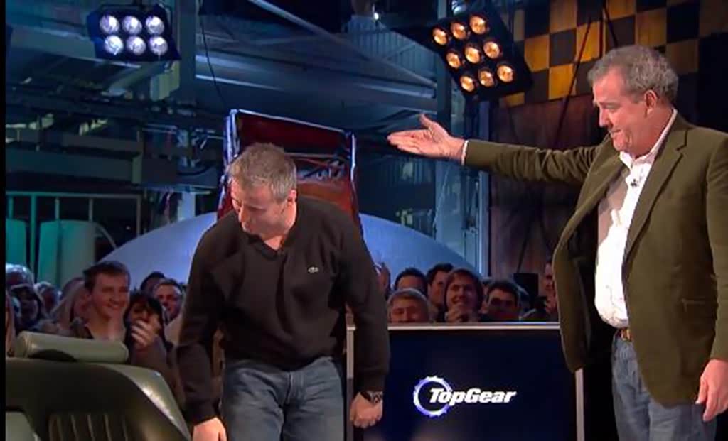 杰里米在《Top Gear》中与嘉宾互动