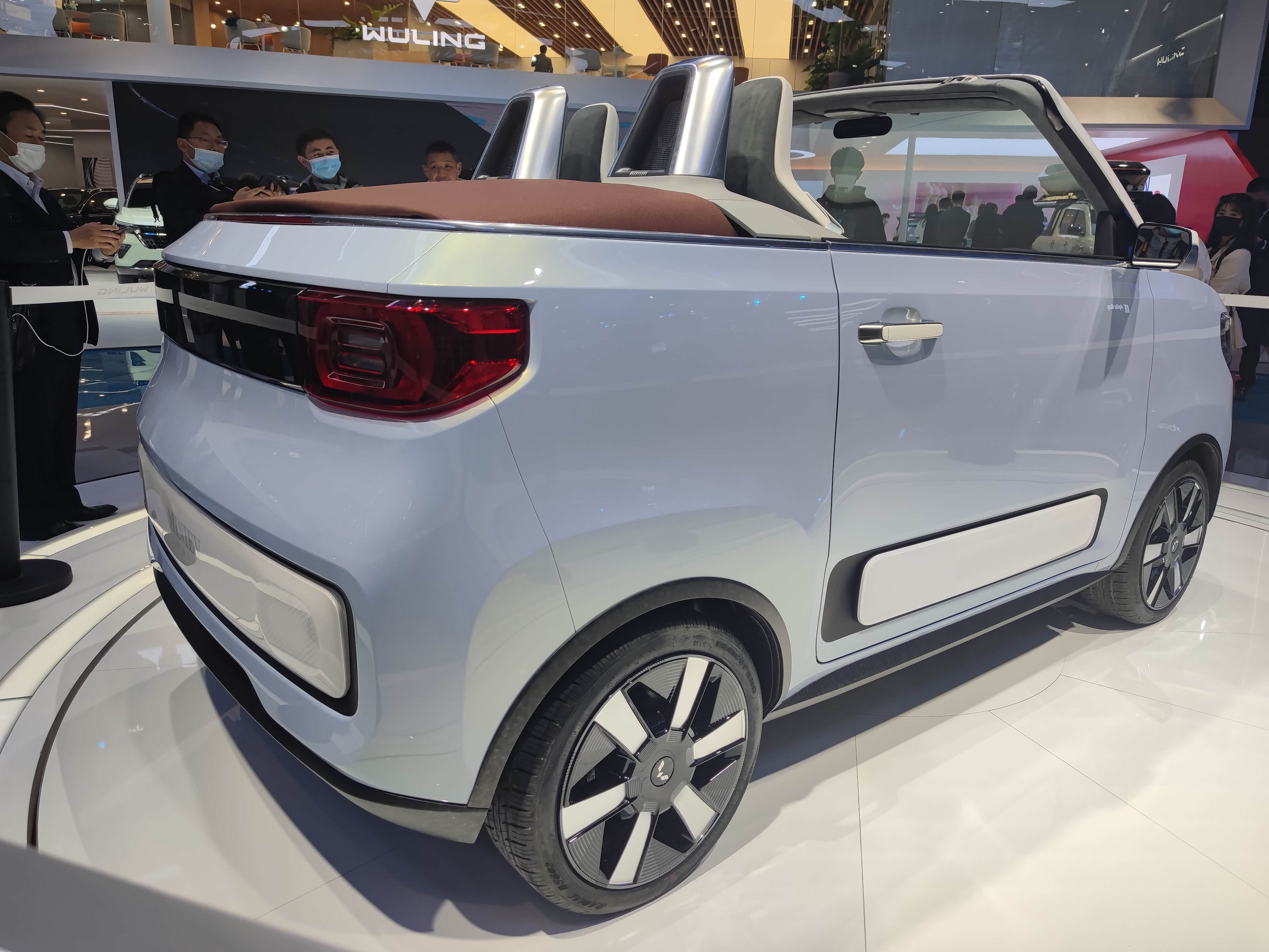 2021年上海车展:五菱宏光mini敞篷版实车亮相!