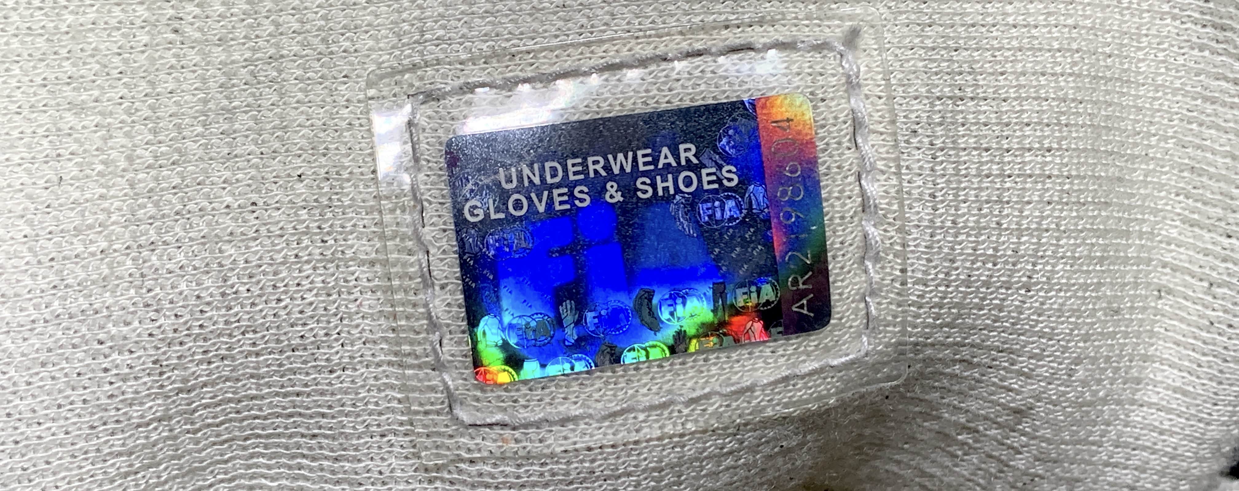 一千鞋的镭射标