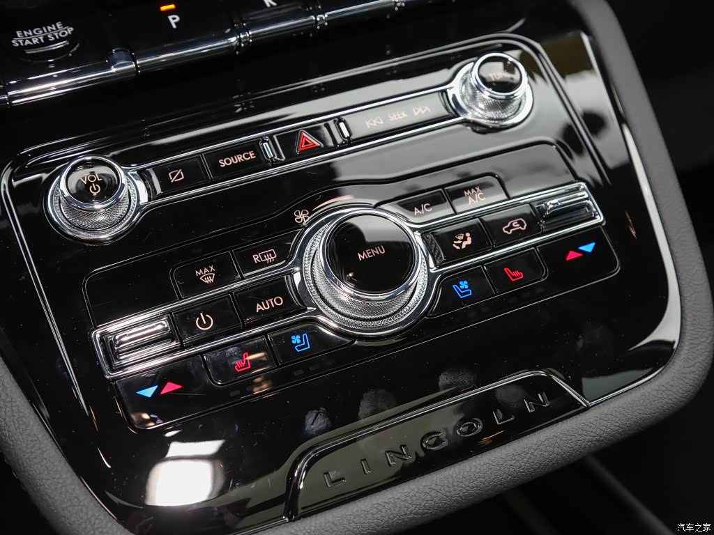 配图为2022款 2.0T 四驱尊耀版