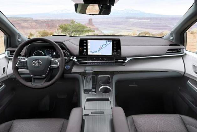 海外丰田SIENNA内饰