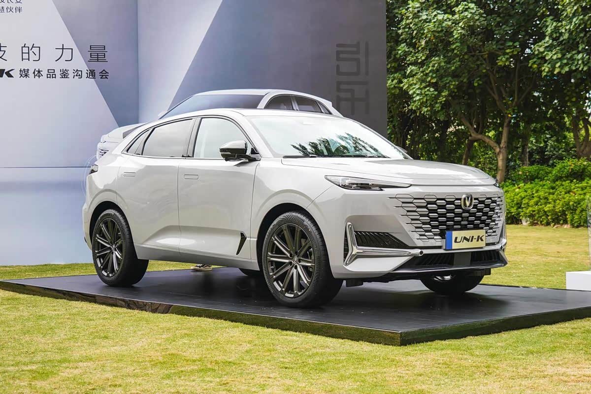 长安UNI-K