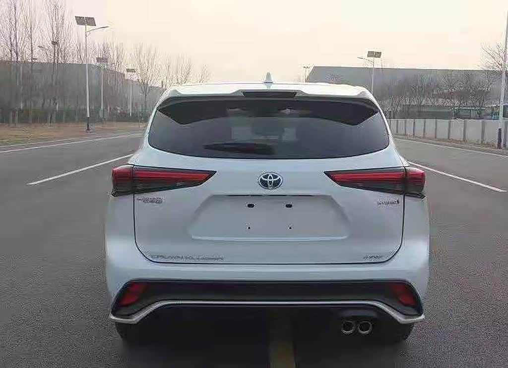 申报图.车尾部位