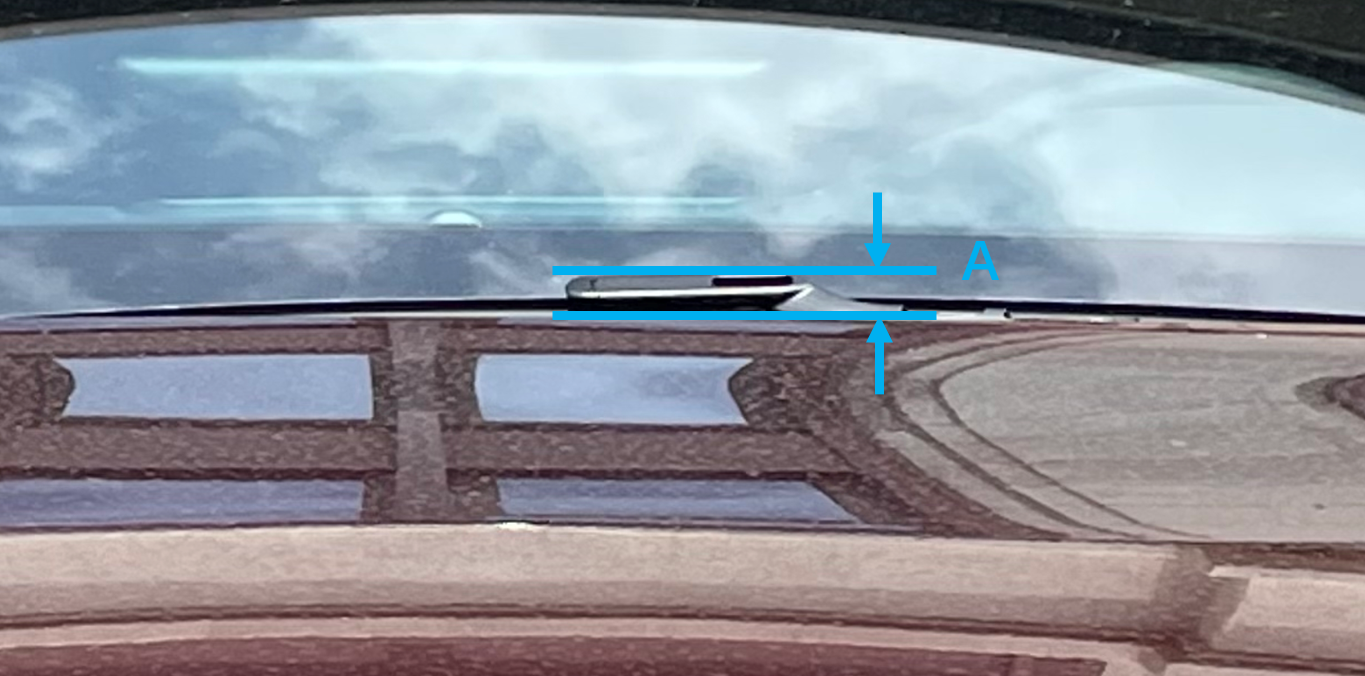 雨刮刮臂突出前机盖的高度示意图