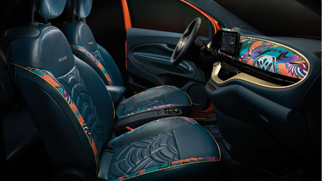 菲亚特500×BVLGARI