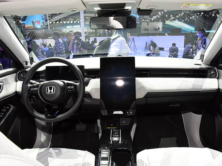 中文名极湃 广汽本田全新电动品牌发布