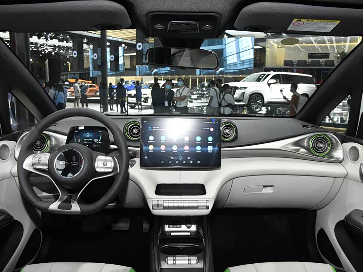 上调1000-7000元 比亚迪新能源车型调价