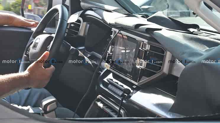 设计较为传统 全新坦途内饰谍照曝光