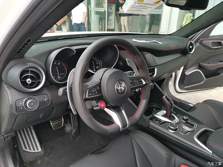 一眼爱上它 Giulia GTAm国内首次亮相