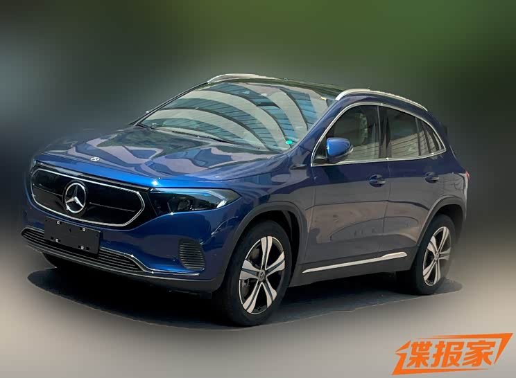 搭双电机四驱系统 国产奔驰EQA实车谍照
