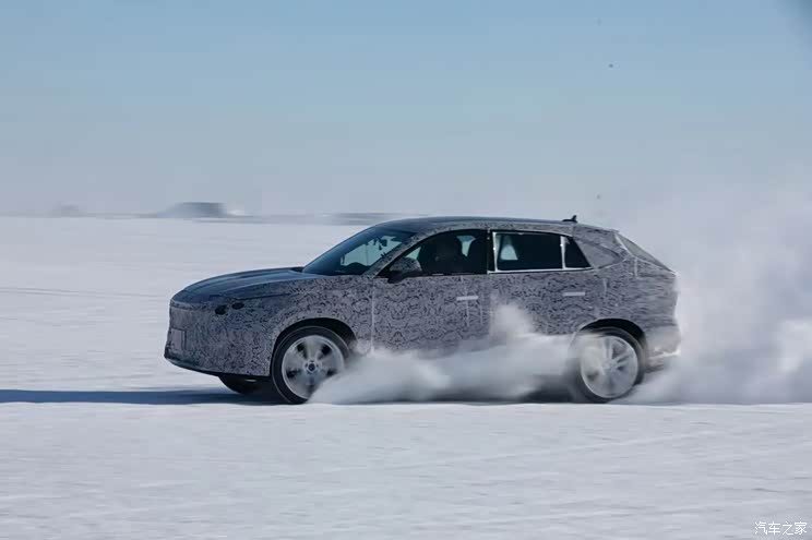 第二季度上市 全新荣威RX5谍照曝光