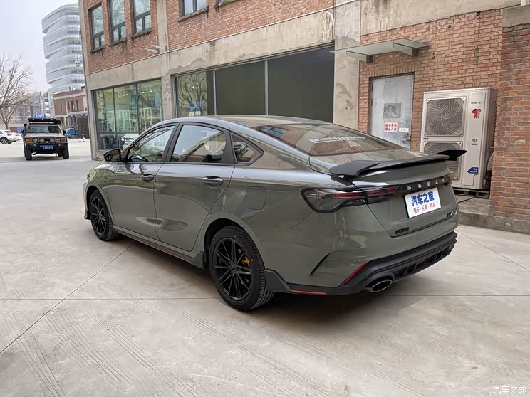 搭载全新动力 吉利缤瑞COOL实车亮相