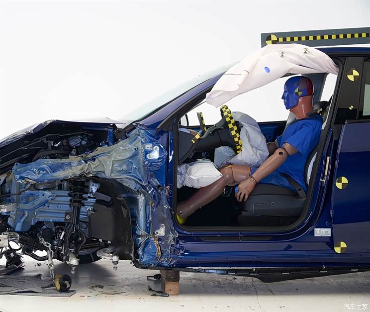 赛那/Model Y IIHS公布2022最佳安全奖