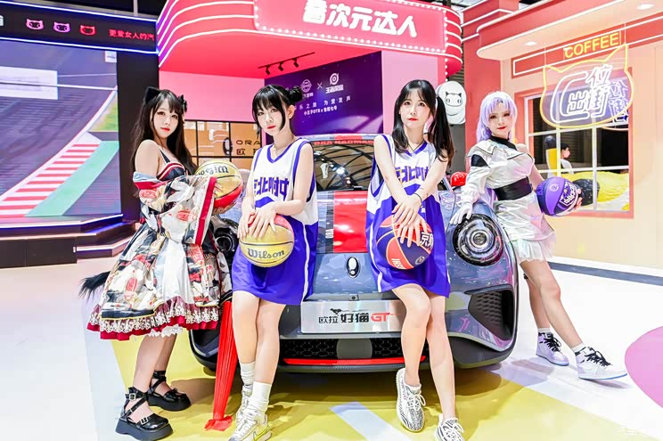 参加China Joy 车企就能拥抱年轻人了？