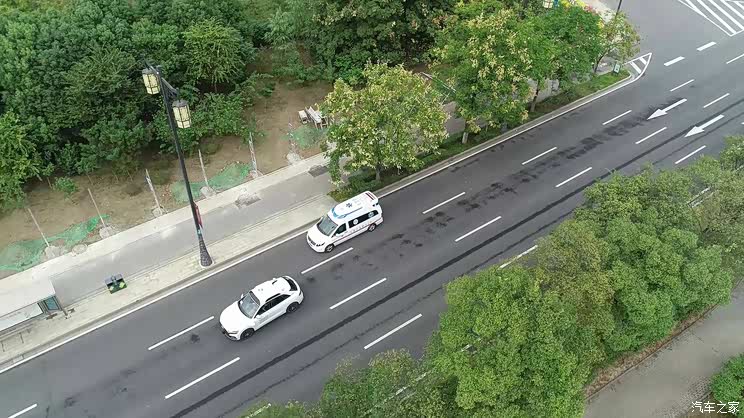 V2X+L4自动驾驶 奥迪展示车联网新技术