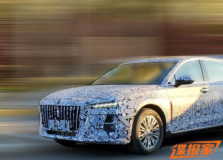 “小号红旗H9”现身?疑似红旗H6谍照