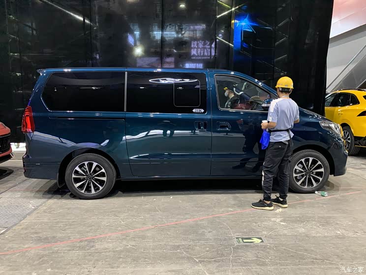 风行M7自动挡车型将于12月份正式上市