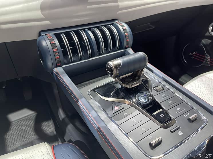 2021广州车展：比亚迪元PLUS内饰亮相