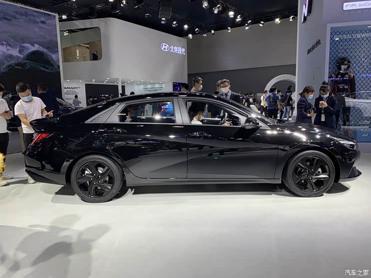 2021广州车展:伊兰特黑骑士限量版亮相