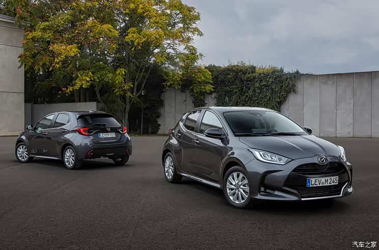 4月海外上市 全新马自达2混动版官图