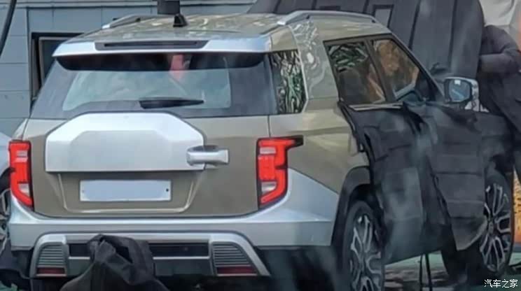 或用比亚迪电池 双龙硬朗风格SUV谍照