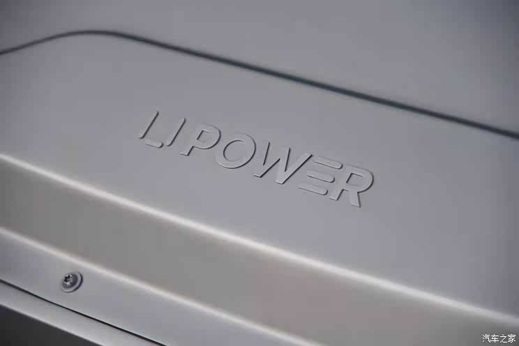 模块化解决方案 悠跑概念底盘/舱体首发