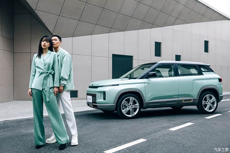 12月28日上市 吉利ICON青鸢限量款官图