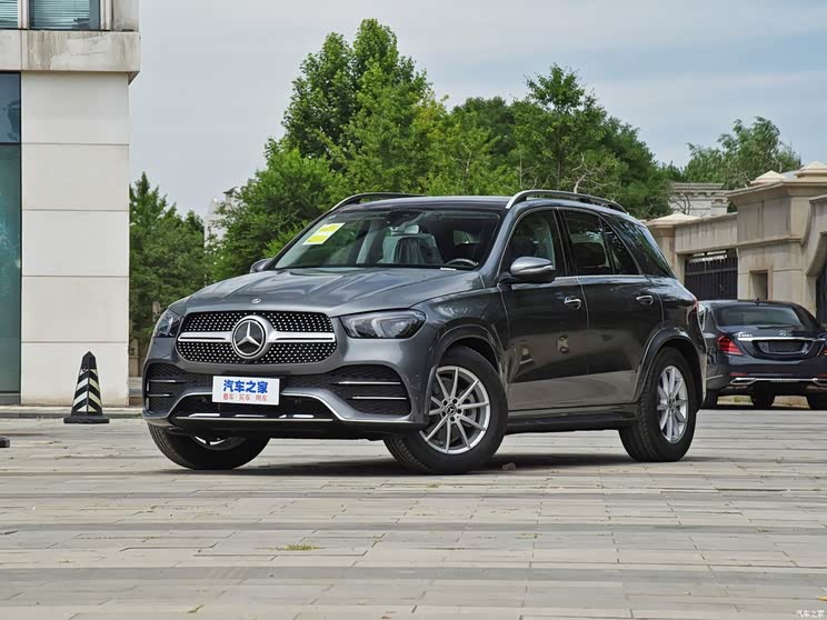 存在多种隐患 奔驰召回部分进口汽车