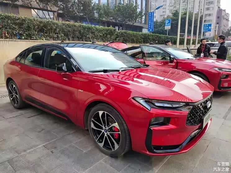 全新一代福特蒙迪欧ST Line版实车曝光