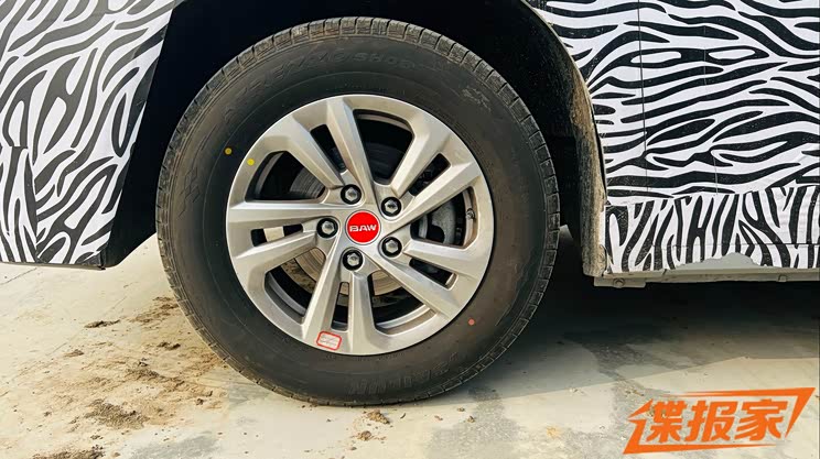 北汽制造出品 全新MPV车型谍照曝光