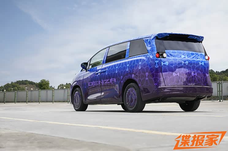将于4月亮相 腾势全新MPV车型谍照曝光