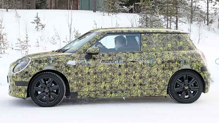 设计依旧经典 全新MINI纯电动版谍照
