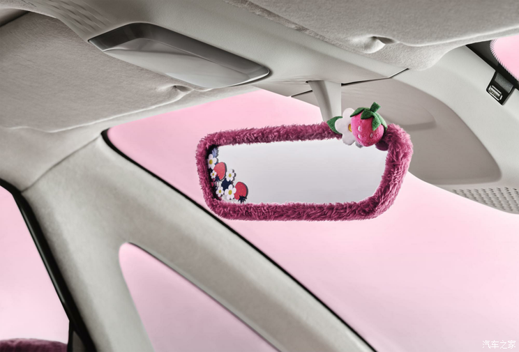 甜甜粉红系 宝骏KiWi EV草莓熊版官图