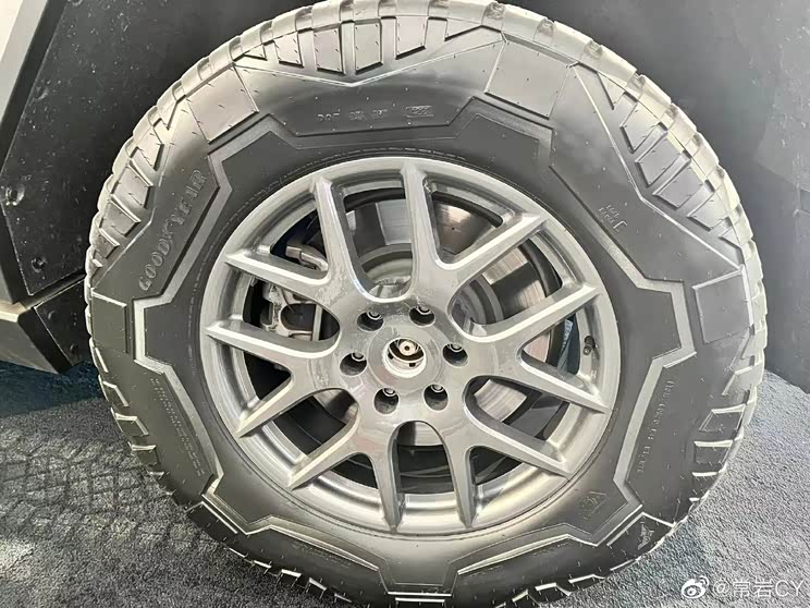 2023年投产 量产特斯拉Cybertruck发布