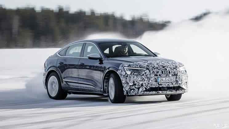 奥迪发布新款e-tron S Sportback预告图