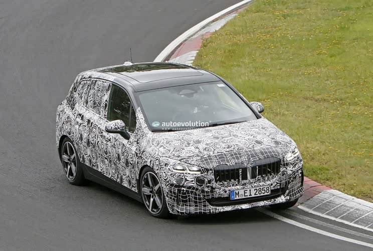 设计大幅更新 全新宝马2系旅行车谍照