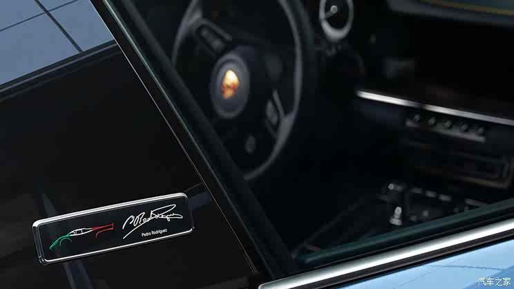 致敬赛车传奇 911 Turbo S特别版首发