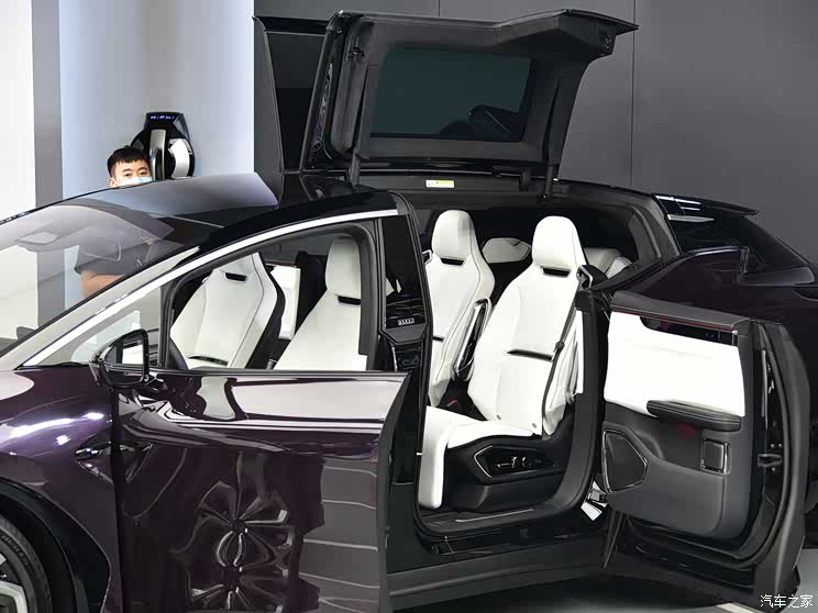 高合汽车与陶氏化学共同开发新材料