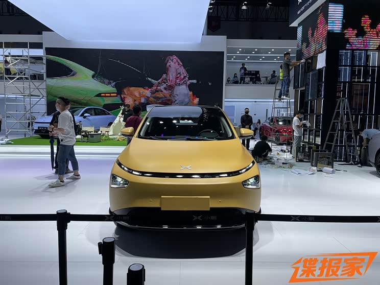 2021成都车展探馆:小鹏G3i/P7 NBA联名